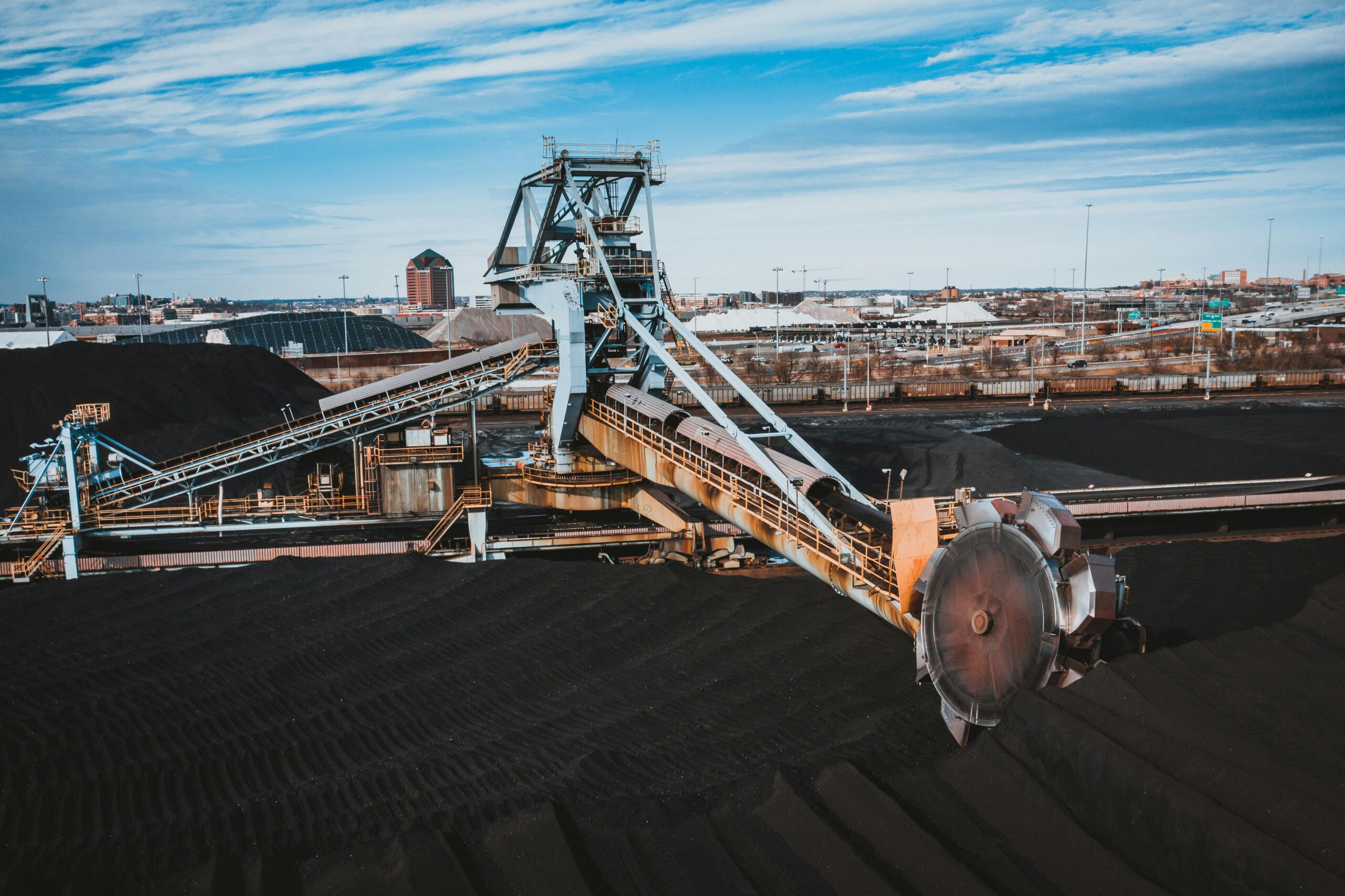 coal india's production in april drops amid rising power demand